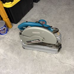 Makita Cut Off Saw. 