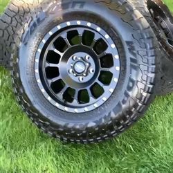 17” Pro Comp Wheels Rim And Tire Set 