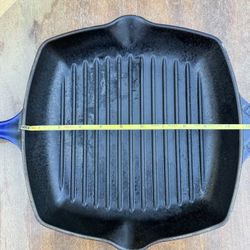 Le Creuset 10” Square Skillet