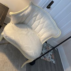 Vintage Antique Slipper Chair