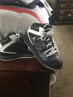 Jordan(size7y) great condition