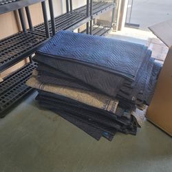 20 Furniture Quilts / Pads for moving