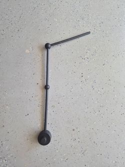 Mobile hanger for crib
