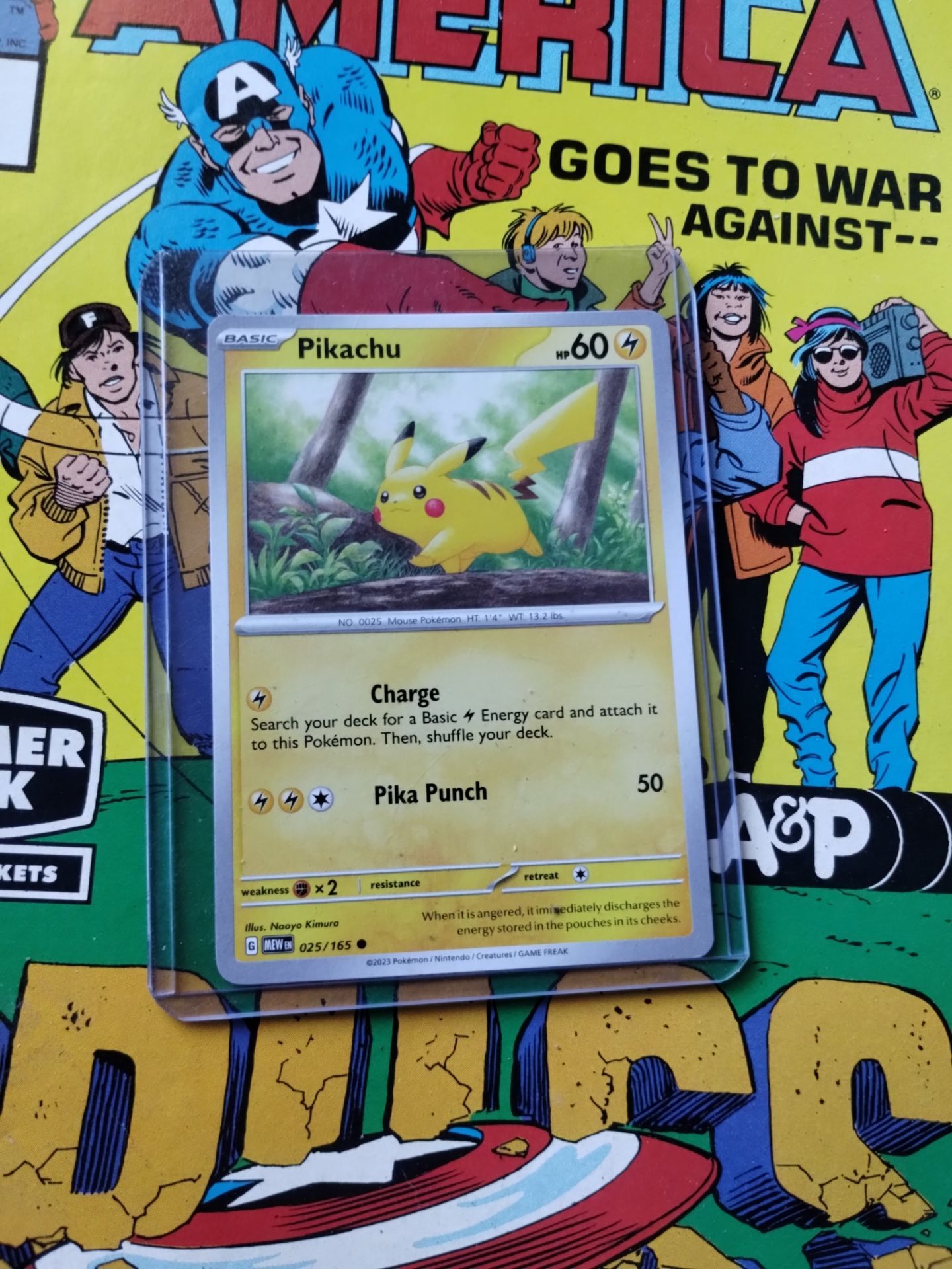 English Pikachu (025/165) Pokemon Scarlet & Violet 151