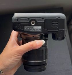 Canon EOS Rebel T3 DSLR Camera