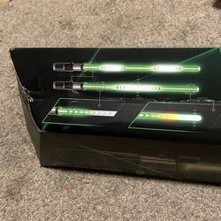 Star Wars The Black Series Yoda Force FX Elite Electronic Lightsaber Prop Replica