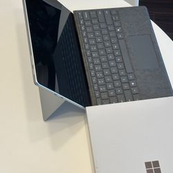 Microsoft Surface Pro 2-in-1 Laptop/Tablet