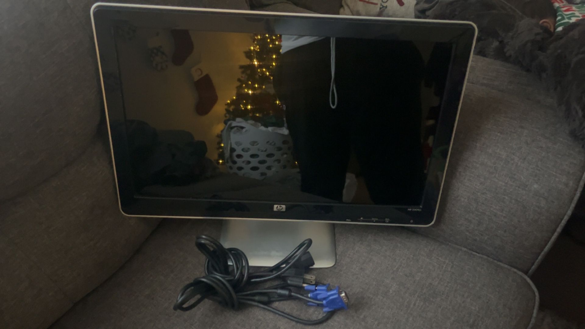 HP 2009M 20-Inch HD LCD Monitor