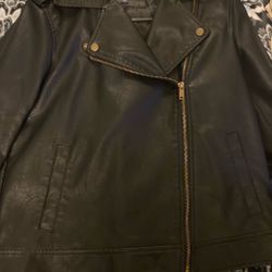 Universal Thread Jacket Womens Biker Zipper Vegan Leather Black