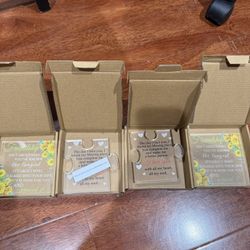 Best Friend Keepsake Gift — Acrylic Commemorative Plaque | A Thoughtful Gift for Birthdays & Gratitude (Elegant Style)