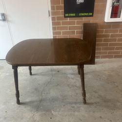 Dining Table and 1 leaf