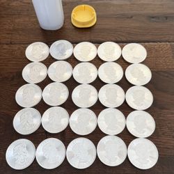  25 2021 Canada 1 Troy oz .999 Silver $5 Maple Leaf 