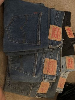 Men’s blue Levi Jeans