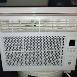 General electric 1500 sq ft  5000 BTUS