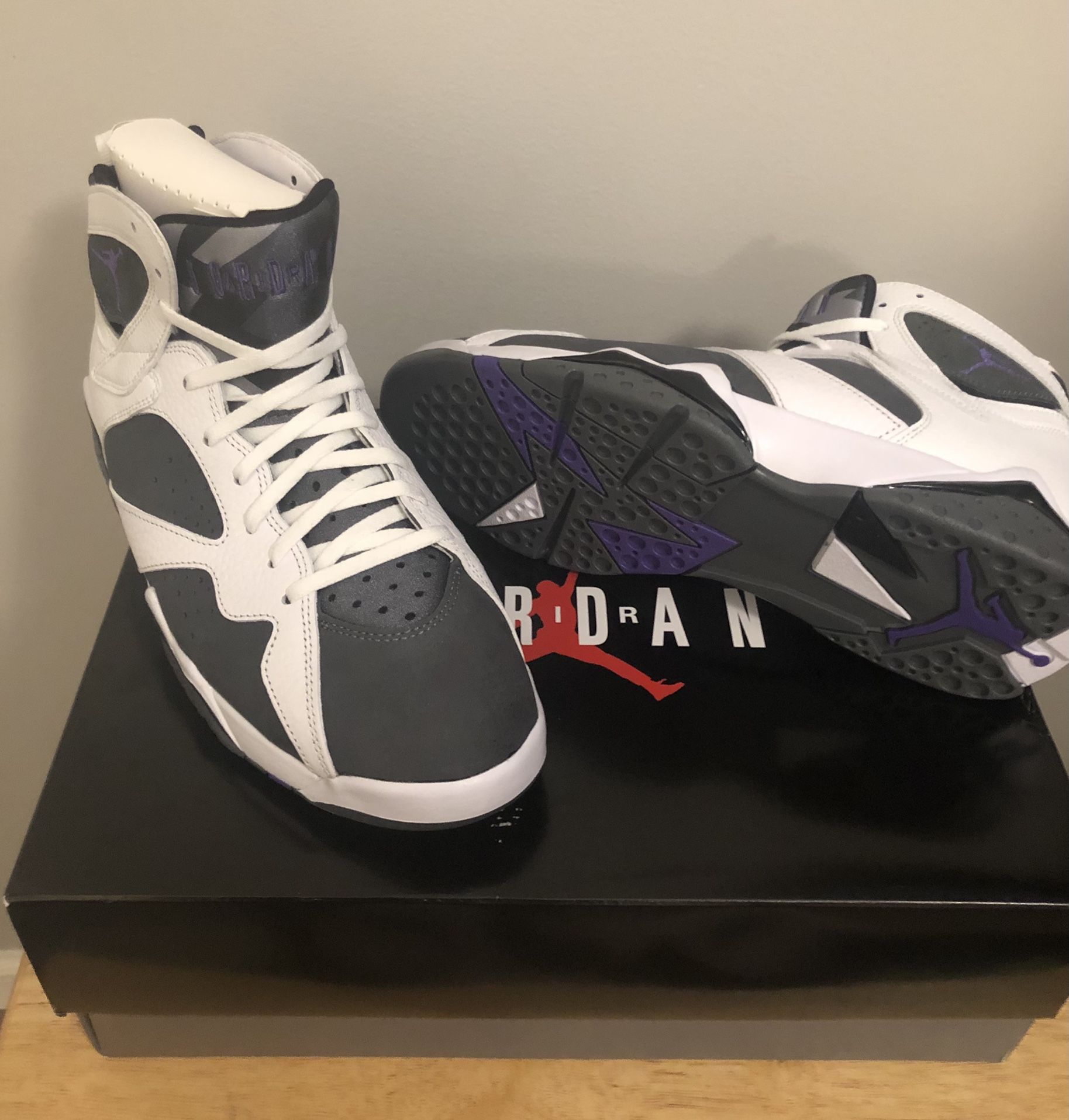 Jordan 7 Retro “Flint”