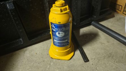 Guardian 8 Ton Hydraulic Bottle Jack