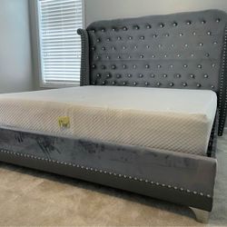 Brand New Platform Upholstered Diamond Tufted Grey King And Queen Size Bed  - Mattress 