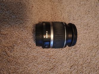 Used Canon Zoom Lens EF-S 18-55mm