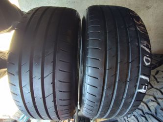 Pair 235/40R19 Bridgestone Potenza tires no wheels