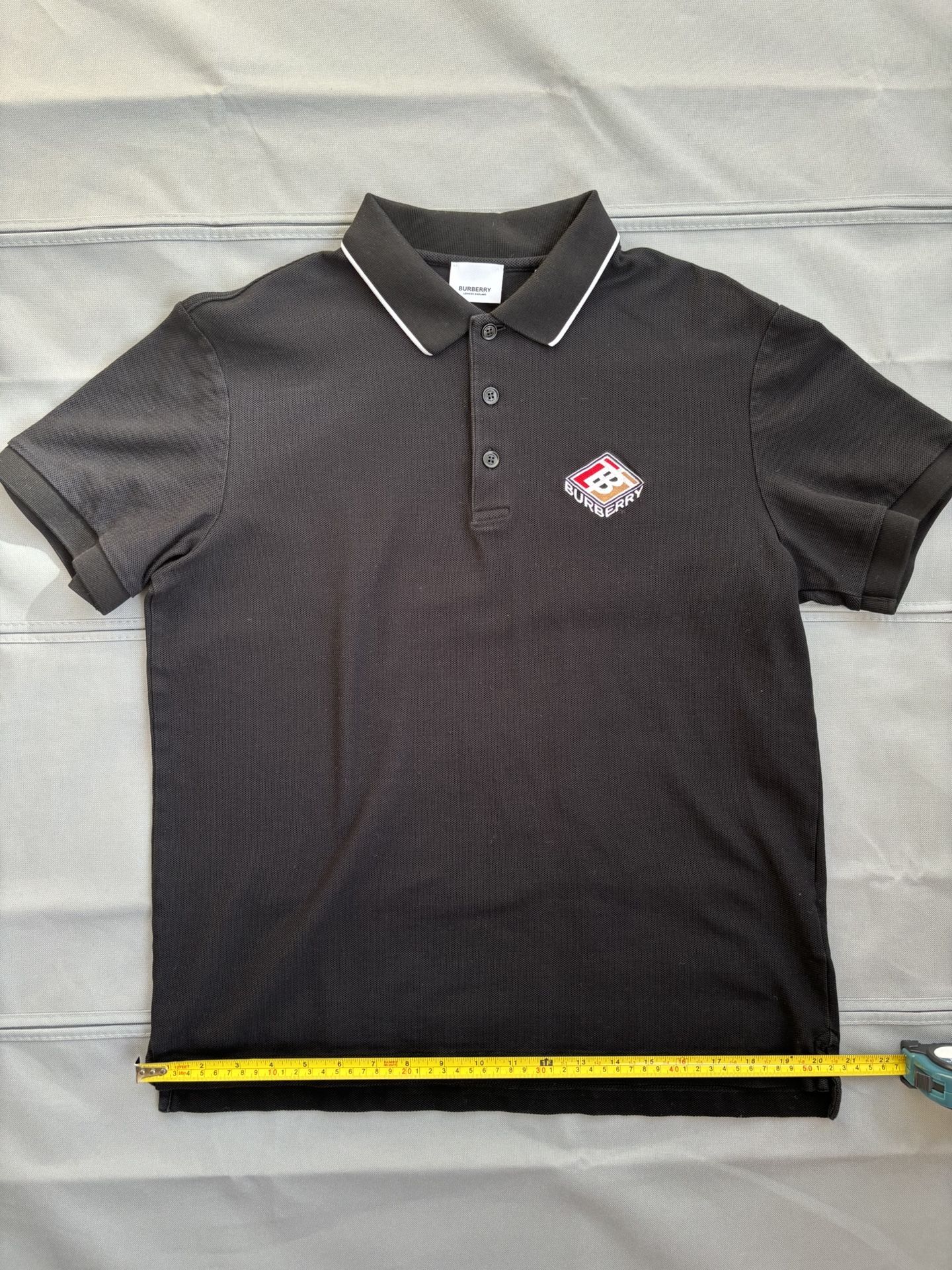 Burberry Polo (L)