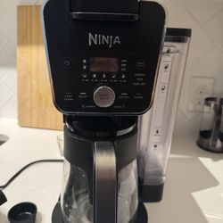NINJA COFFEE MACHINE
