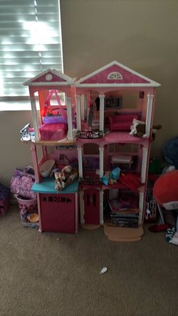 Barbie dream house