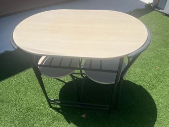 Small Table w/Chairs