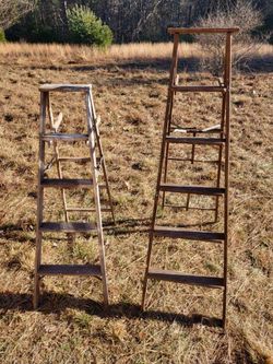 Wooden Step Ladders 