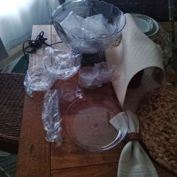 Fountain Drink Pitcher With Cups New