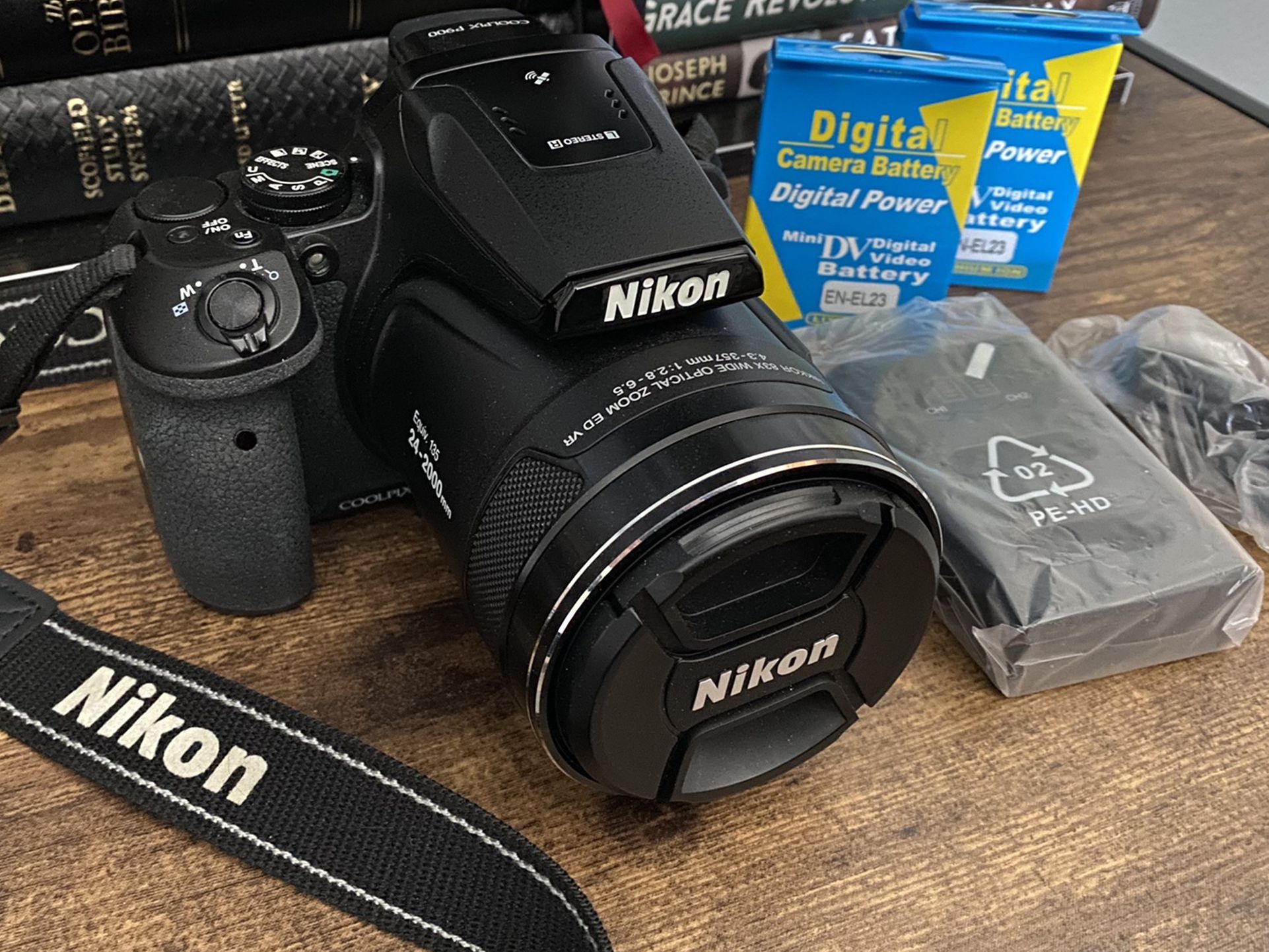 Nikon P900 83x Zoom Camera