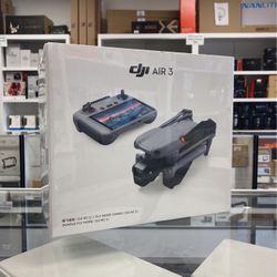 DJI Air 3 Fly More Combo (DJI RC2)