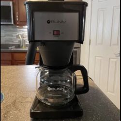 BUNN 10 Cup Coffee Maker