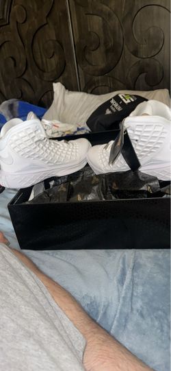 NIKE KOBE III PROTRO HALO