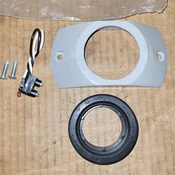 (3) Truck-Lite  30404  Model 30 Grey Lamp Mount Kit with Grommet and Wiring 
