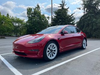 2022 Tesla Model 3 SR+