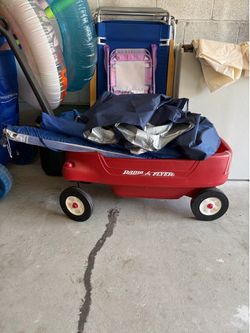 Radio flyer wagon