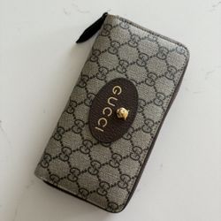 GG Supreme Monogram Neo Vintage Zip Around Wallet