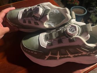 Woman’s shoes