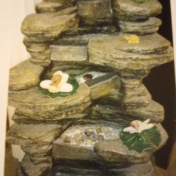 Waterfall Indoor No Outdoor 3ft  Length 2ft Width Works Good