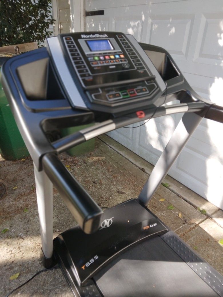 Nordictrack T6.5S Treadmill With IFIT Compatibility