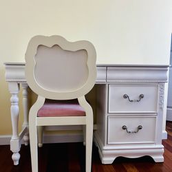 Desk With Hello Kitty Chair