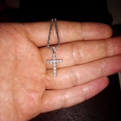 Moissanite Cross Pendate 925silver With Silver Sparkle Chain 