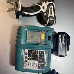 Makita LXFD01 Drill Charger and 18v Battery 