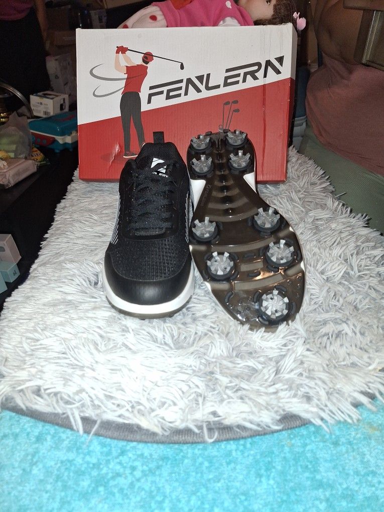 Fenlern Tennis Shoes