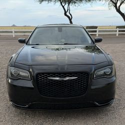 2019 Chrysler 300