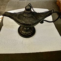 Vintage Cast Iron Genie Lamp - 9”