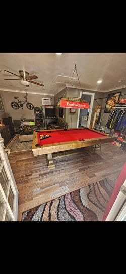 Pool table
