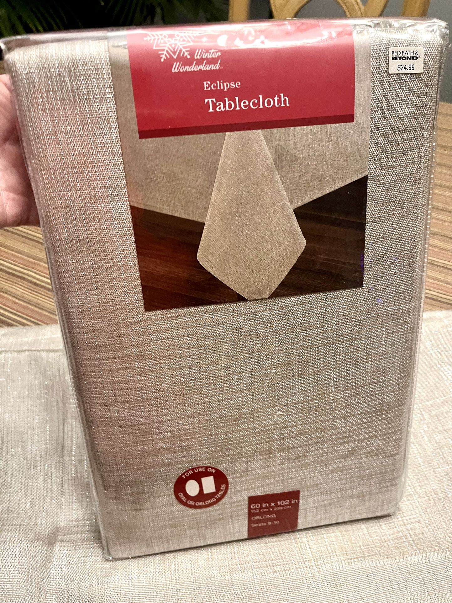 Tablecloth… shimmery gold