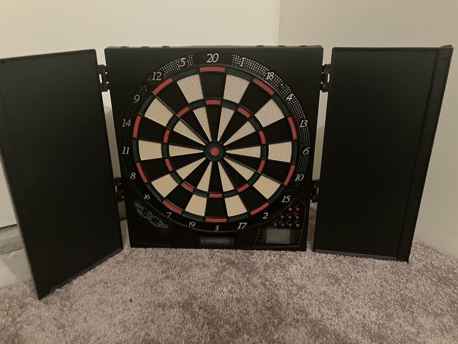 Delta 3 Electronic Dart Board