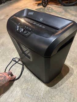 PAPER SHREADER